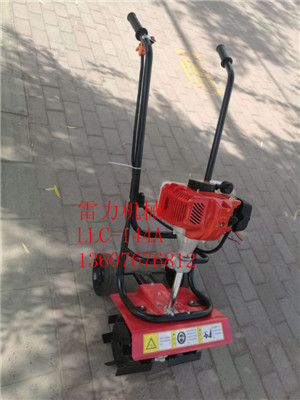 操作方便 的多功能手推式鋤草機(jī)