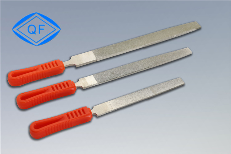 如何保持平頭扁銼的水平運(yùn)動(dòng)狀態(tài)