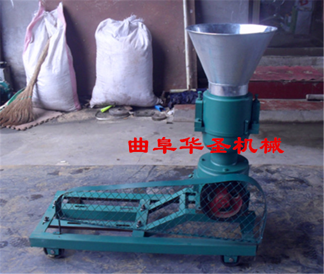低溫熟化飼料造粒機(jī) 減速箱式顆粒機(jī)東營