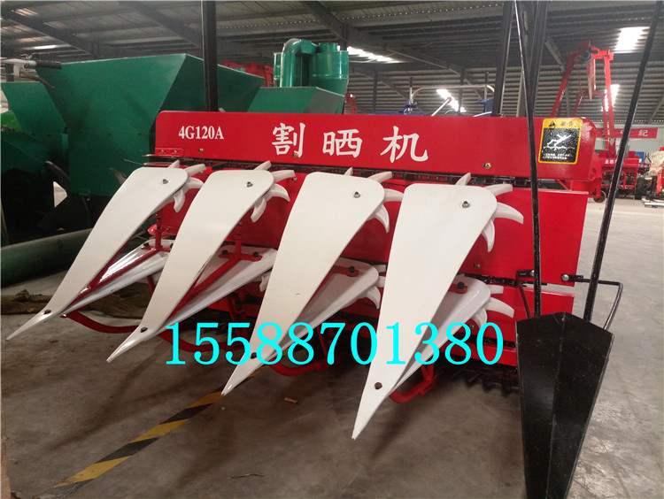新款玉米收割機(jī)