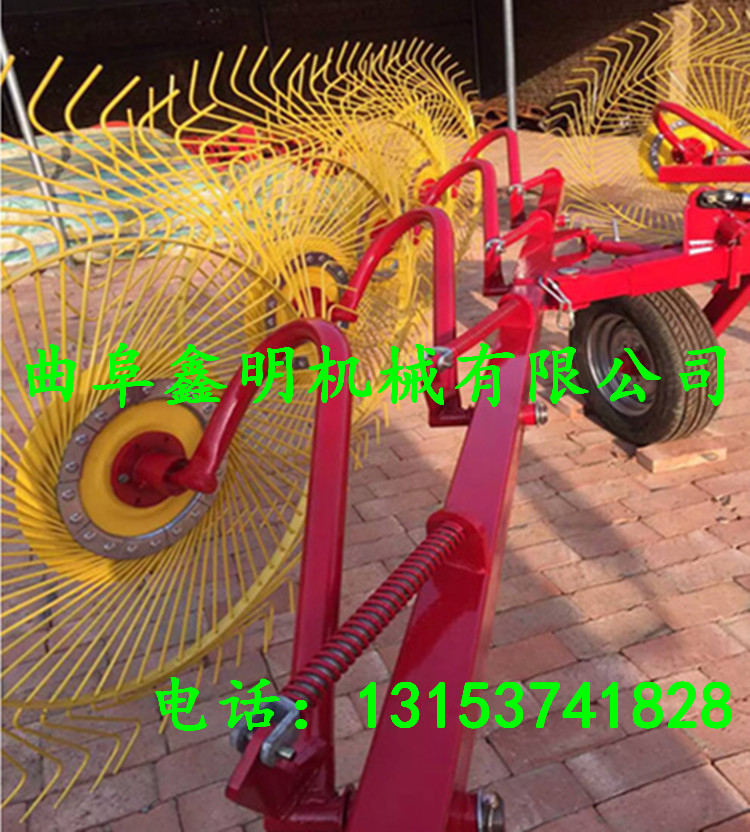 供應(yīng)8盤摟草機(jī)價(jià)格 省時(shí)省力摟草機(jī) 玉米秸稈摟草機(jī)工作效率