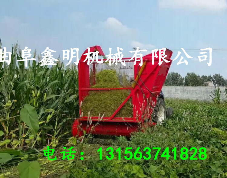 信陽全自動(dòng)秸稈回收機(jī)圖片 高效玉米秸稈粉碎收獲機(jī)視頻