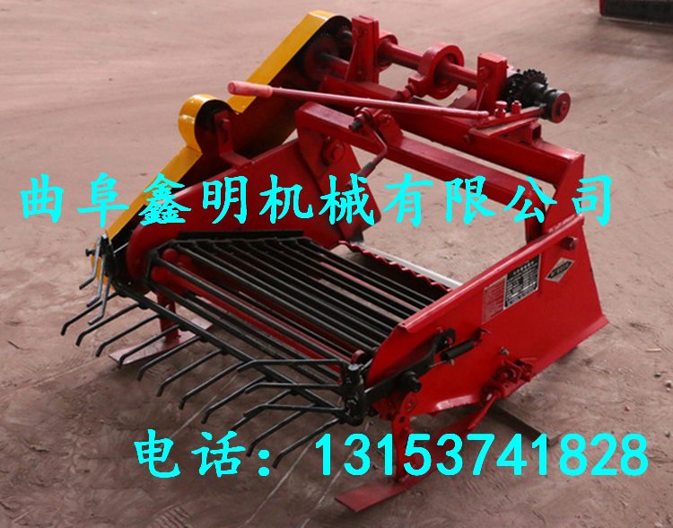 供應(yīng)芋頭起挖機(jī)價(jià)格 鑫明牌XM-0.6地瓜收獲機(jī) 木薯挖掘機(jī)圖片