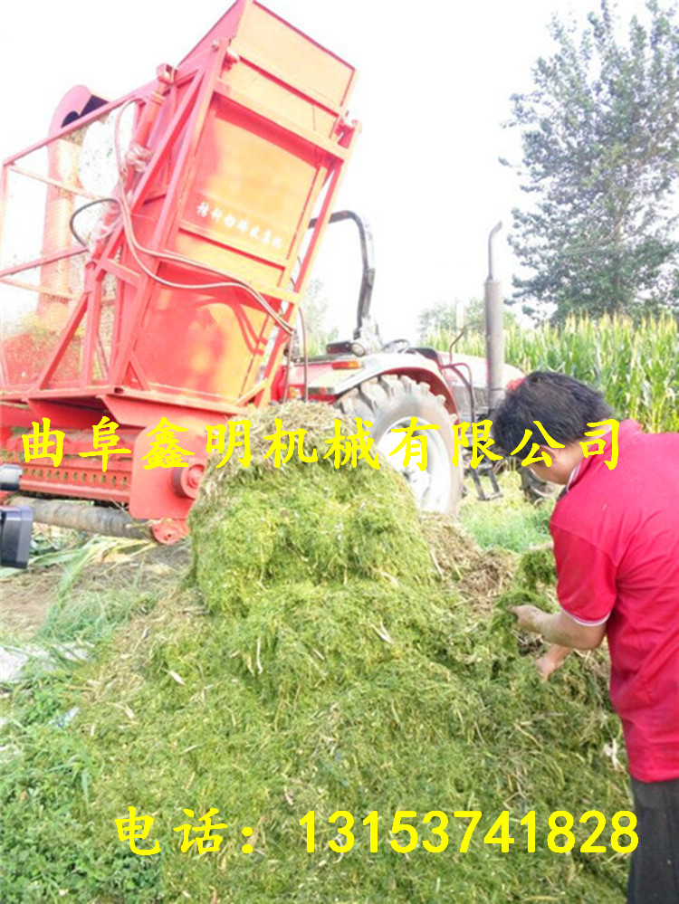 山東鑫明秸稈回收機(jī)多少錢 大產(chǎn)量帶收獲箱秸稈回收機(jī)報(bào)價