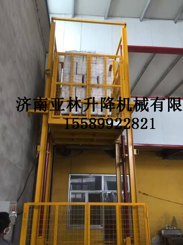 江西液壓貨梯廠家/江西貨梯生產(chǎn)廠家/南昌貨梯生產(chǎn)廠家