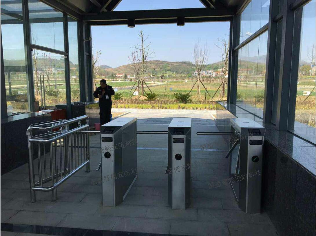國超智能速通門，地鐵人行通道閘機，景區(qū)票務(wù)系統(tǒng)，寫字樓考勤設(shè)別