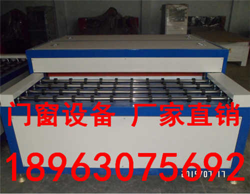 昆明中空玻璃清洗干燥一體機(jī)配置及報(bào)價(jià)