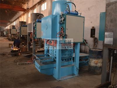 水磨石磚機(jī)現(xiàn)場(chǎng)試機(jī)