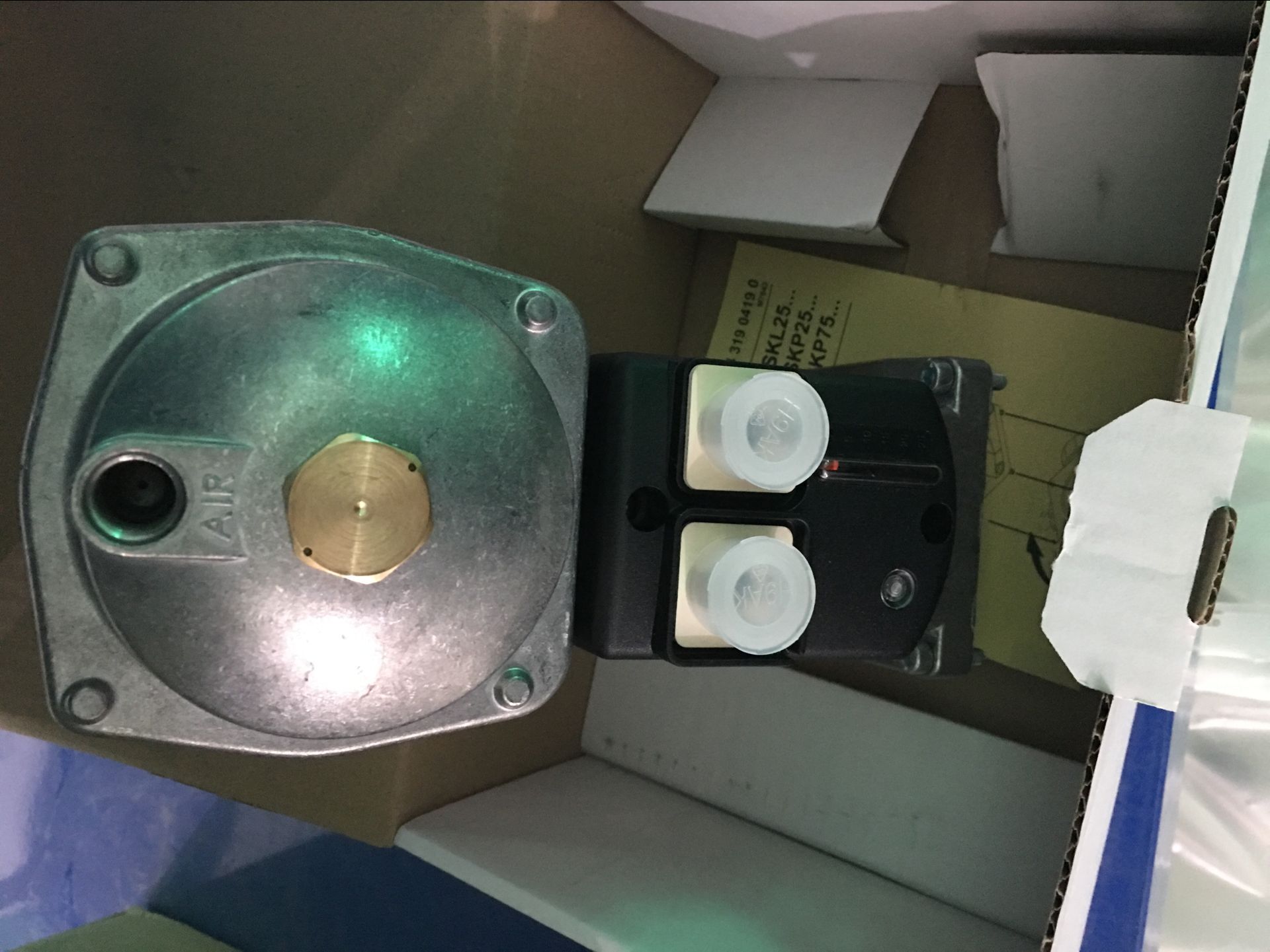 電磁閥執(zhí)行機構(gòu)裝置SKP25.003E2，西門子電磁閥必用配件