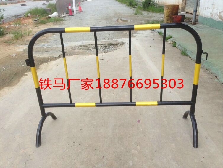海南瓊海施工鐵馬，首選?？谕景岔樿F馬廠家直銷