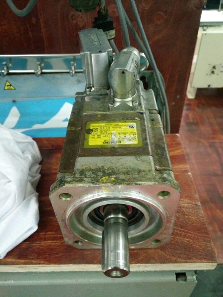 西門子伺服電機1FK7042-5AC71-1FA0  專業(yè)維修