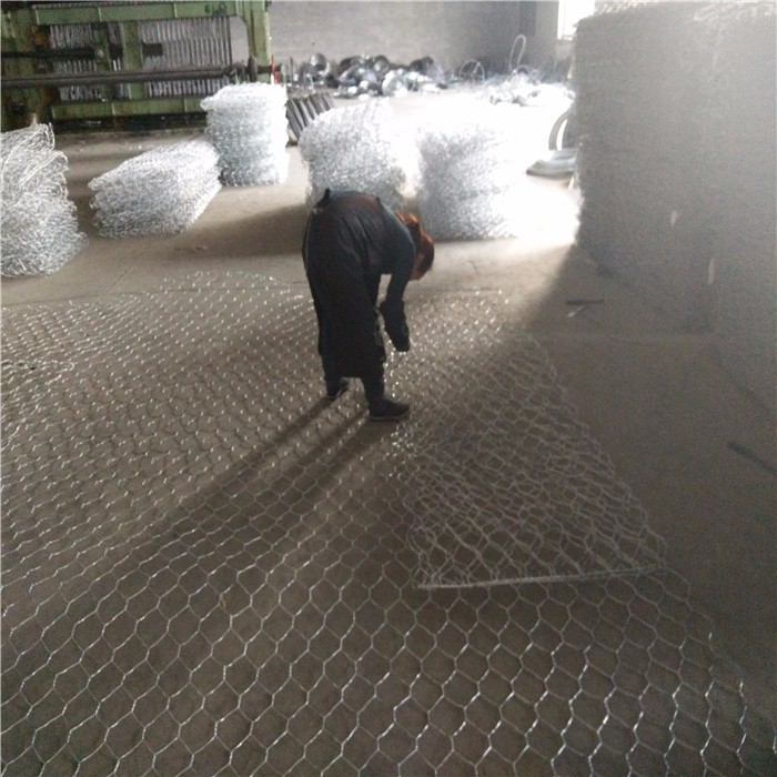 武漢覆塑石籠網(wǎng)生產(chǎn)廠家{圖片新聞}