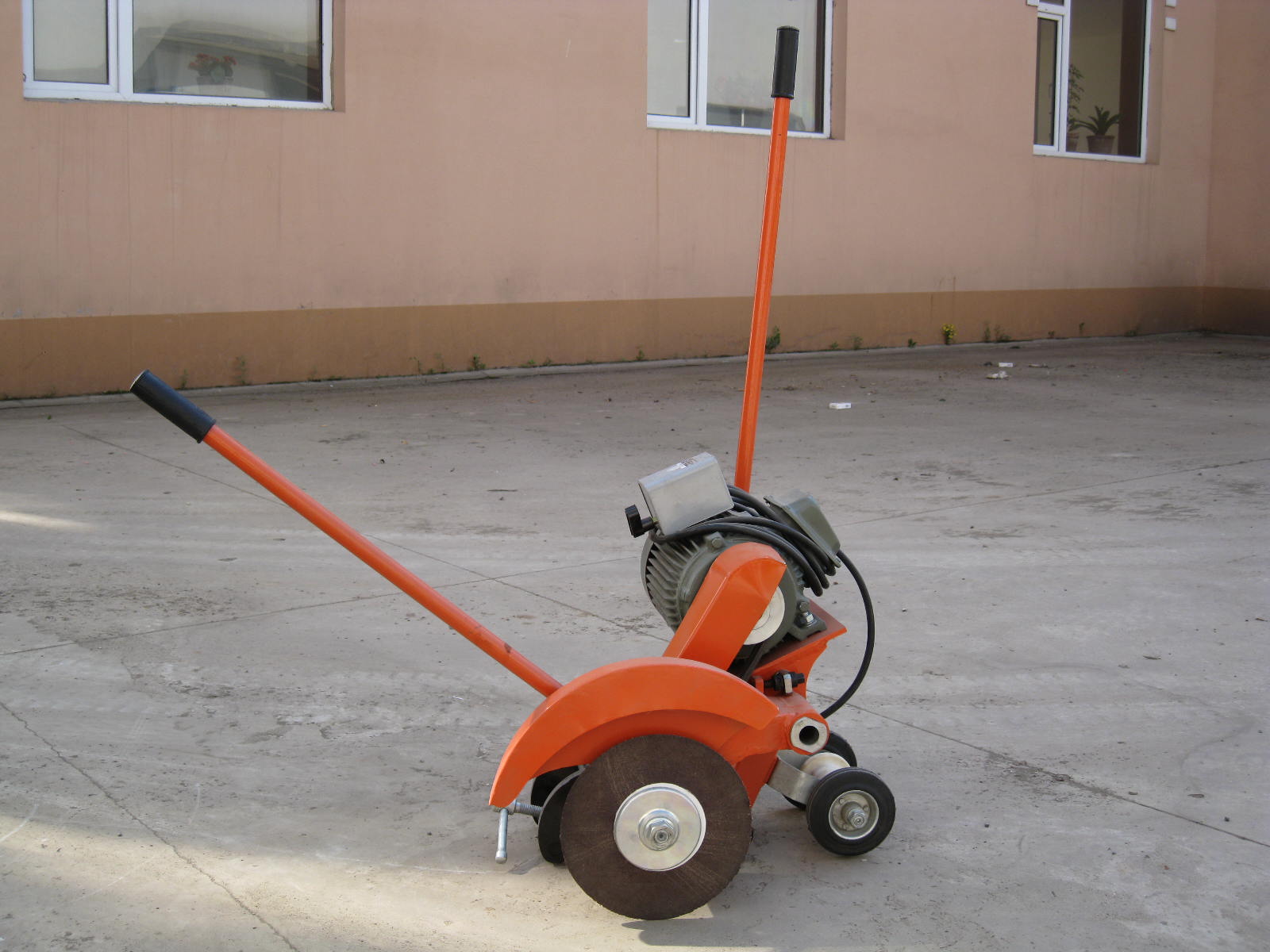 電動切軌機(jī),QG型電動切軌機(jī),切軌機(jī),內(nèi)燃切軌機(jī)