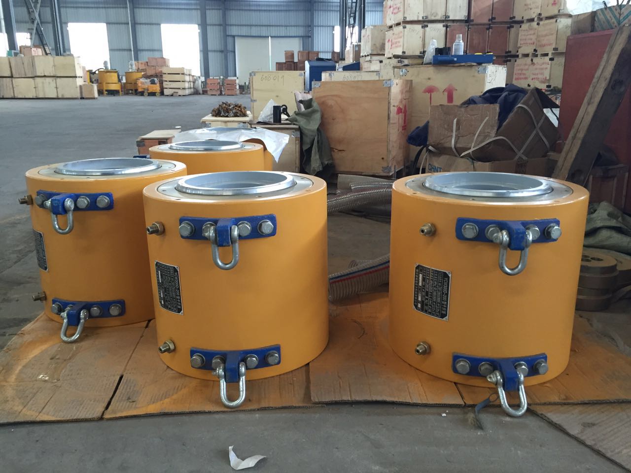 廠家直銷柳州德威姆預應力張拉液壓穿心千斤頂 YCW系列