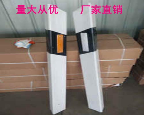 新型高速輪廓標@玻璃鋼柱式輪廓標@玻璃鋼輪廓標生產(chǎn)廠家