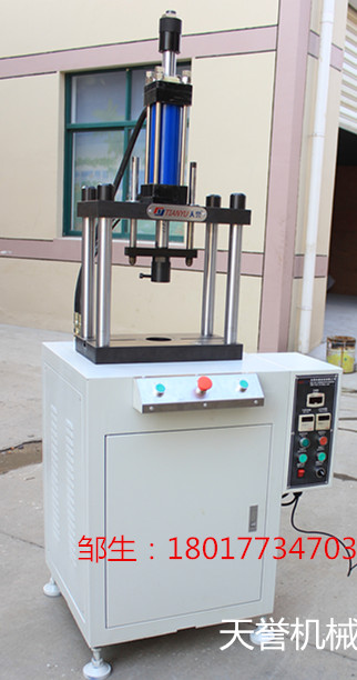 廣州四柱液壓機(jī)，南京小型液壓機(jī)