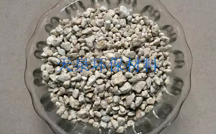 用麥飯石調(diào)節(jié)水質(zhì)酸堿度_麥飯石濾料應(yīng)用_麥飯石多少錢一噸