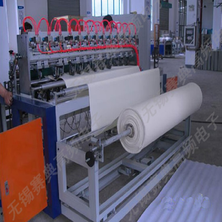 全自動毛巾裁片機(jī)，超聲波分切機(jī)