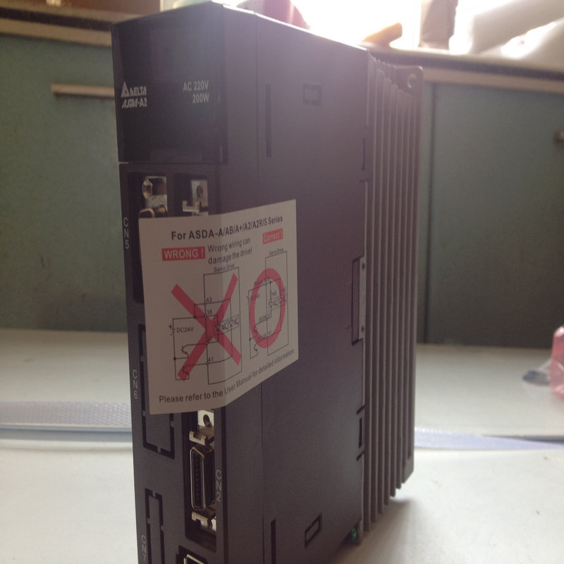 臺(tái)達(dá)伺服電機(jī)ECMA-L11318SS全新原裝現(xiàn)貨