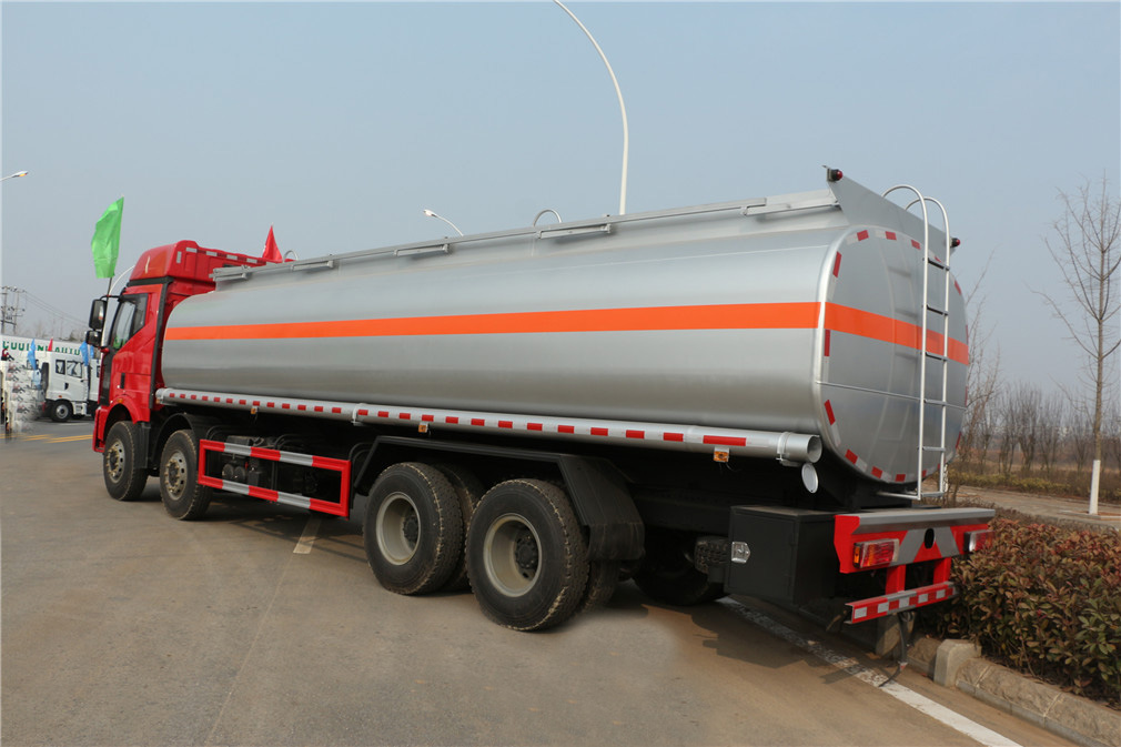 小型加油車撫州市直銷價格