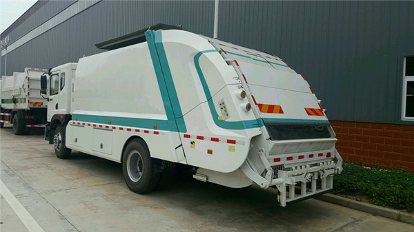 解放后裝式壓縮垃圾車在哪兒買