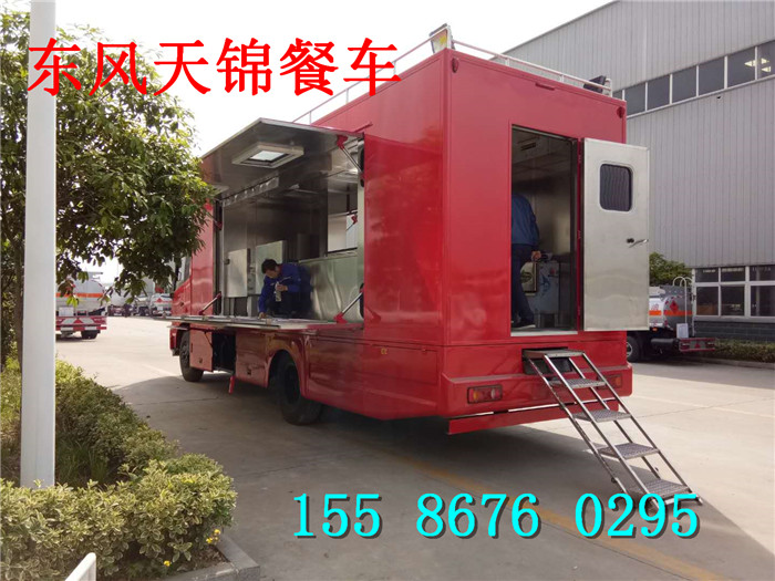 大型餐飲車價(jià)格