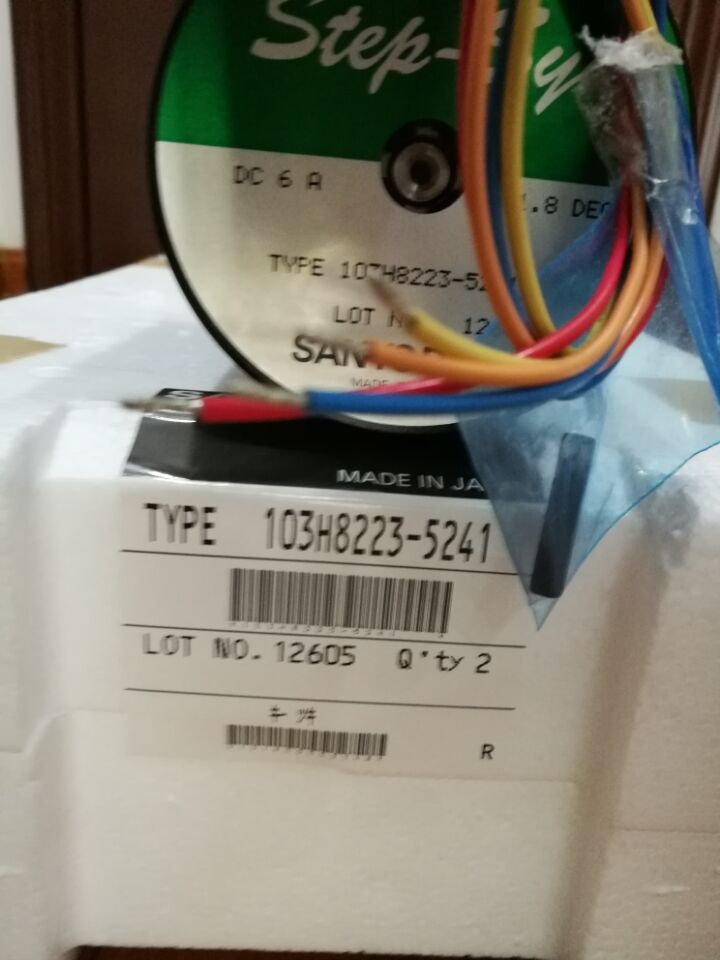 103H8223-0941 步進(jìn)電機(jī)