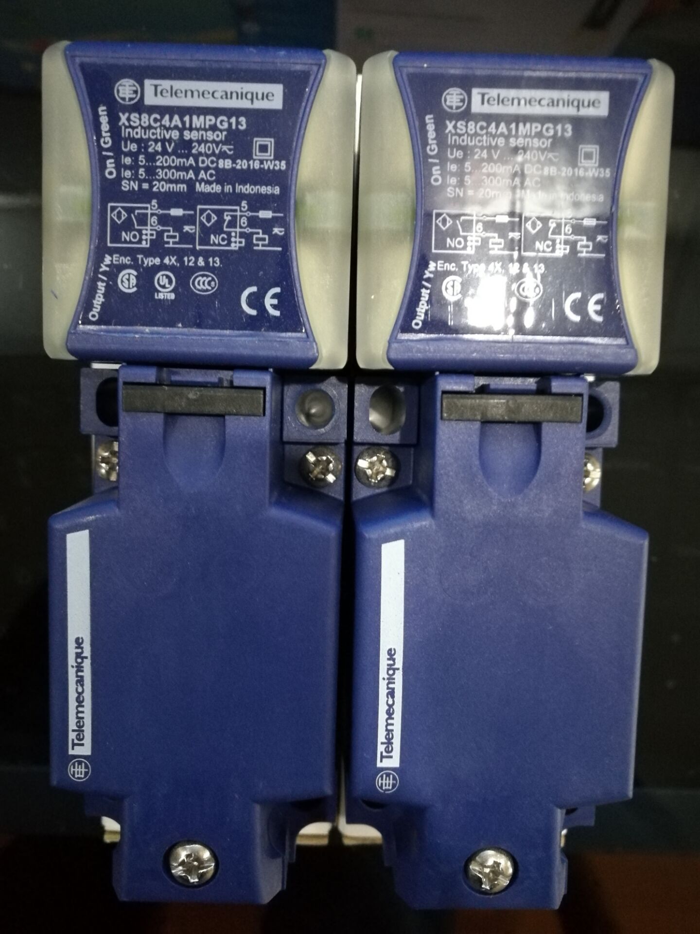 XCJ102 限位開關(guān)