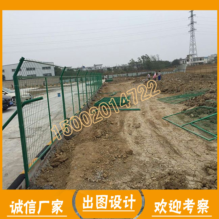 東莞工地圍欄網(wǎng)廠家 湛江東海島防護網(wǎng) 廉江公路雙邊絲圍欄
