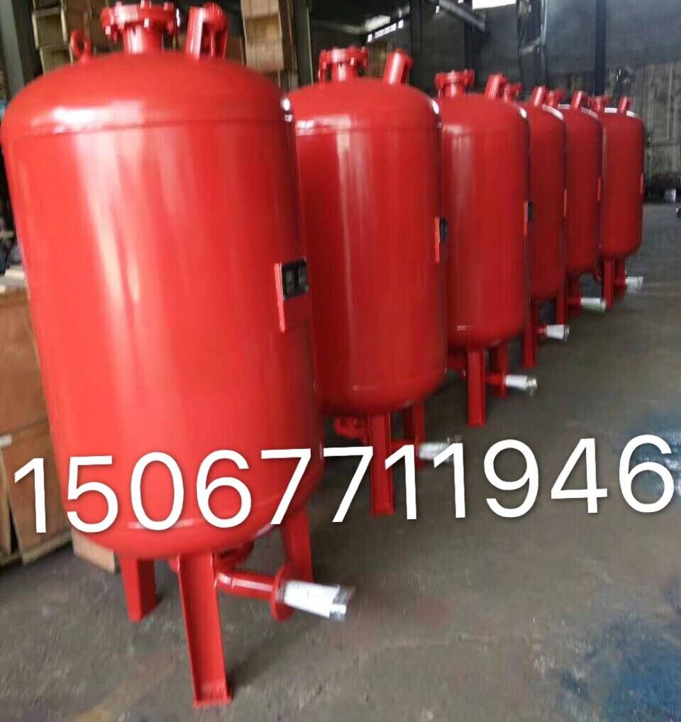 600-0.6；800-0.6；1000-0.6氣壓罐，隔膜氣壓罐，威泉泵業(yè)制造