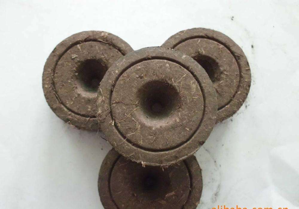全自動(dòng)育苗塊成型機(jī)，200T  廠(chǎng)家直銷(xiāo)