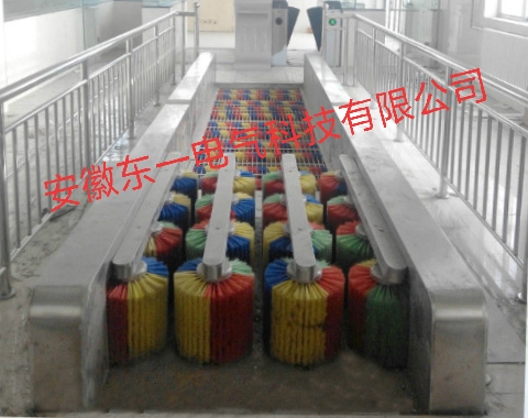 刷靴機(jī)