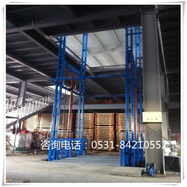 導(dǎo)軌式升降機(jī)  液壓貨梯廠家 貨梯哪家好？