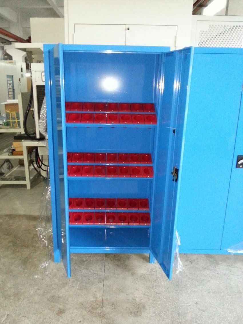 南山刀具柜 數(shù)控BT30刀具柜 對(duì)開門帶腳輪刀具柜價(jià)格