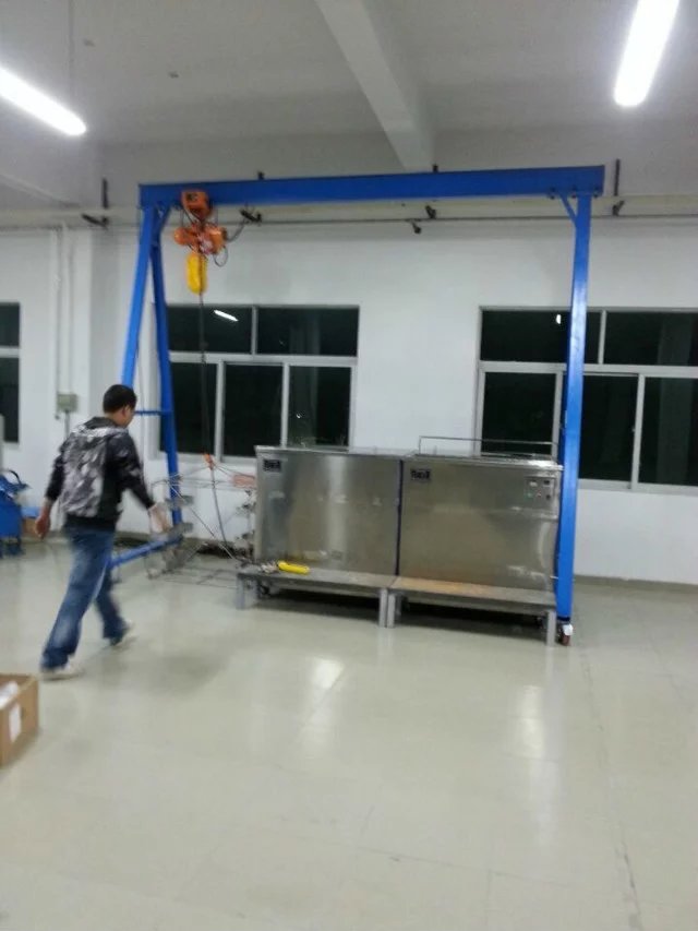 專業(yè)定制小型門式龍門架 電動手動葫蘆1-5噸龍門架