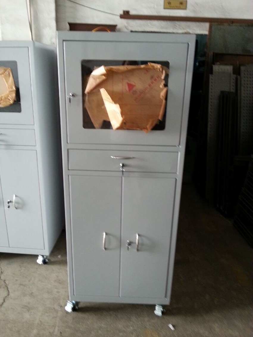 直銷福建電腦柜，工業(yè)帶腳輪移動電腦柜，百利豐公司按需求定做