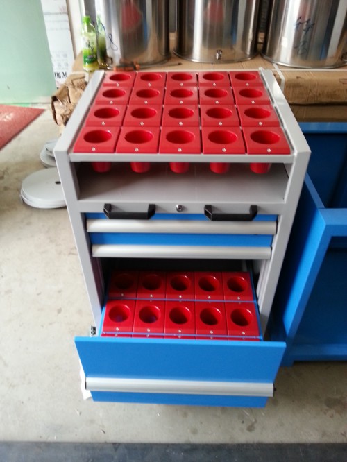 數控刀具車生產工廠，抽屜式BT40刀具車圖片