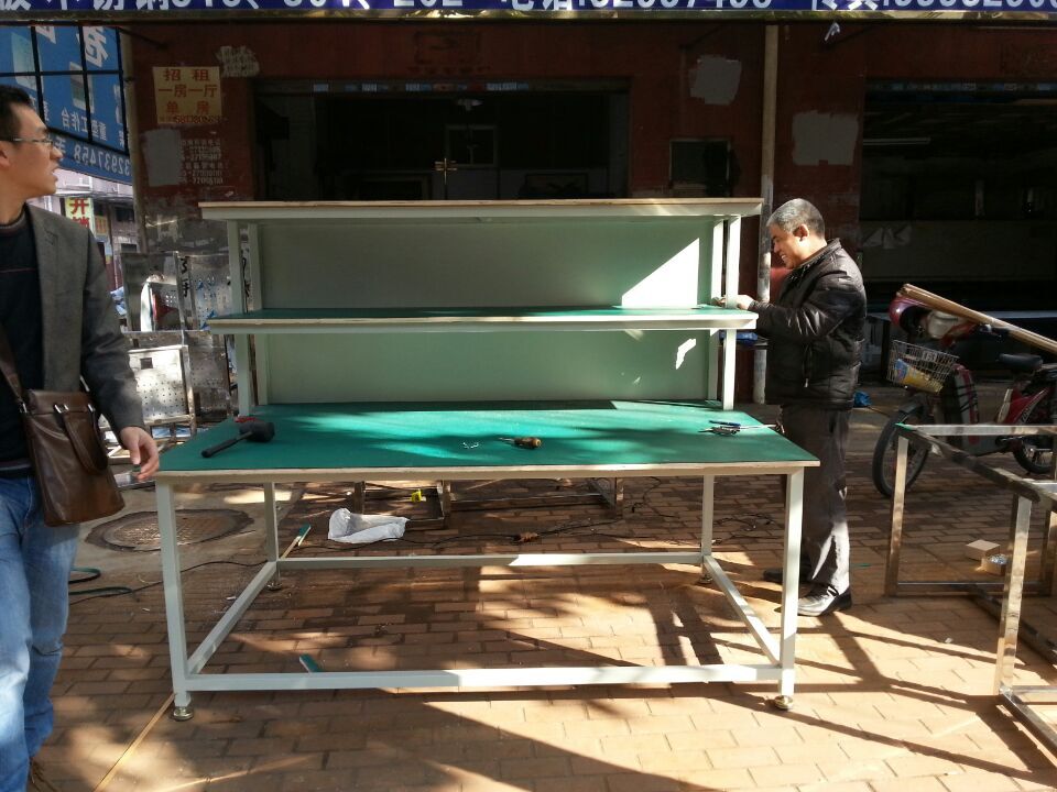供應(yīng)定制車(chē)間流水線工作臺(tái)，防靜電工作臺(tái)，龍華工作臺(tái)