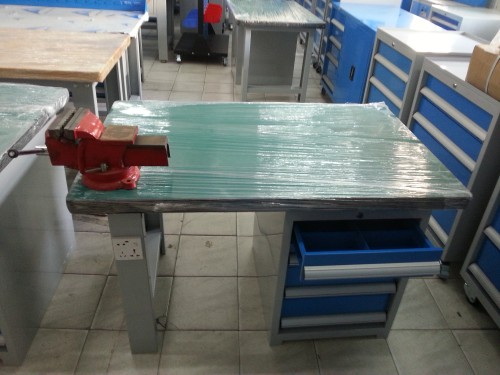 直銷(xiāo)黃江輕型鉗工臺(tái)，重型鉗工臺(tái)，帶背板 抽屜式鉗工臺(tái)