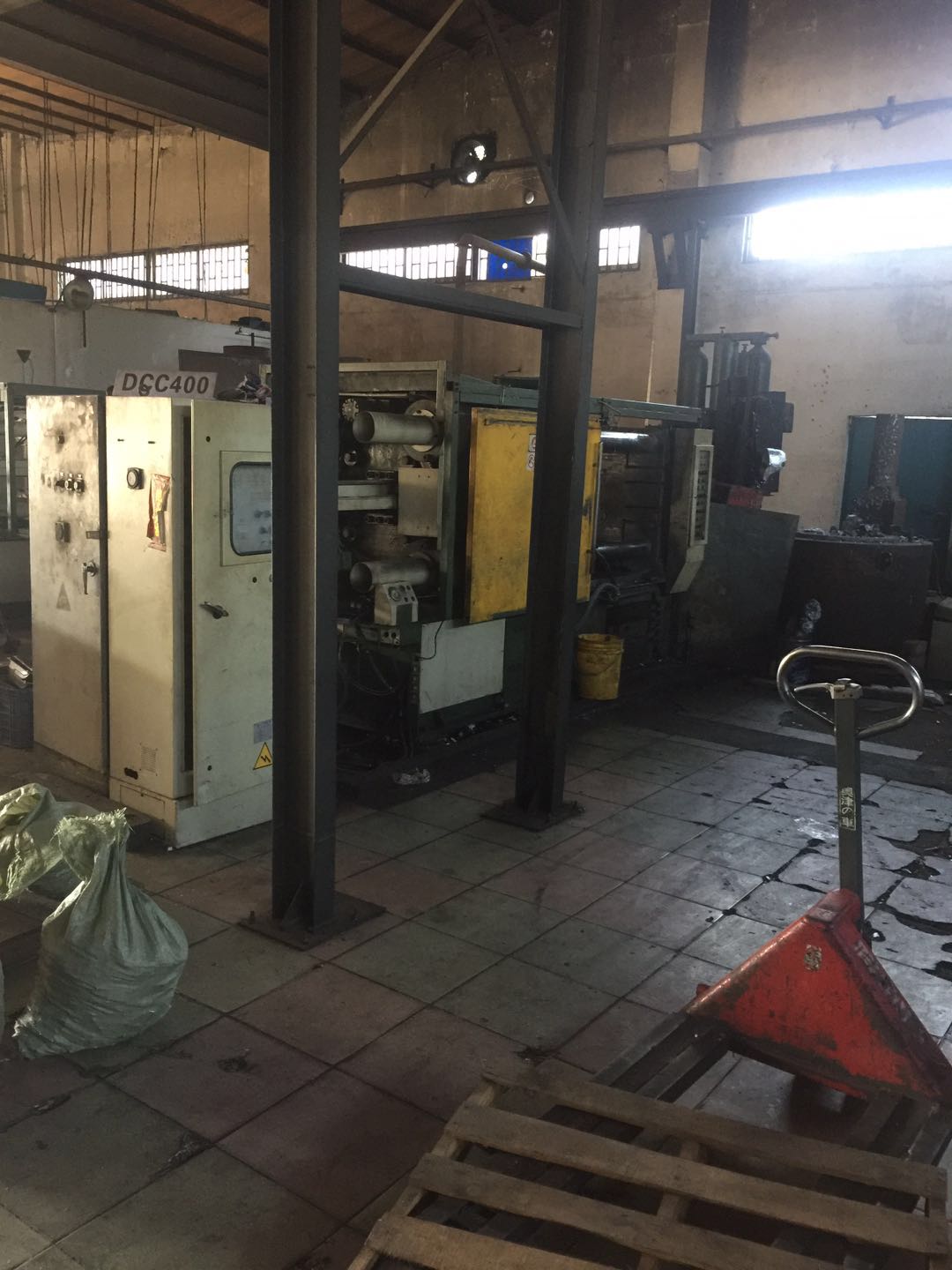 宜春壓鑄機(jī)伺服改造，泉州注塑機(jī)伺服改造炮筒干燥機(jī)改造選著名國(guó)能創(chuàng)新