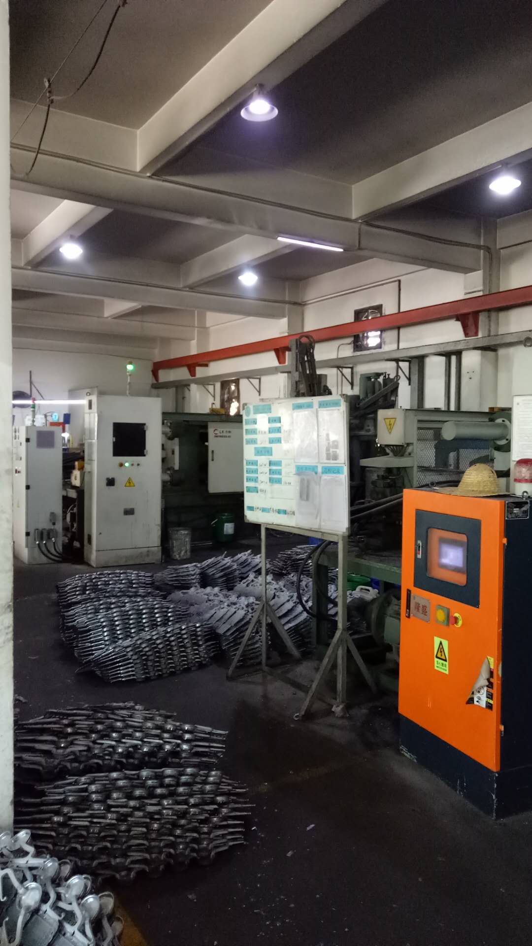 成都壓鑄機(jī)伺服改造，注塑機(jī)伺服改造炮筒干燥機(jī)改造省電30%以上