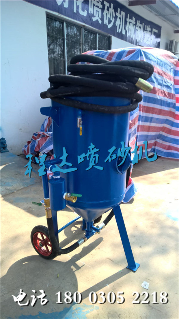 鋼梁除銹機(jī)械 工字梁除銹噴砂機(jī)