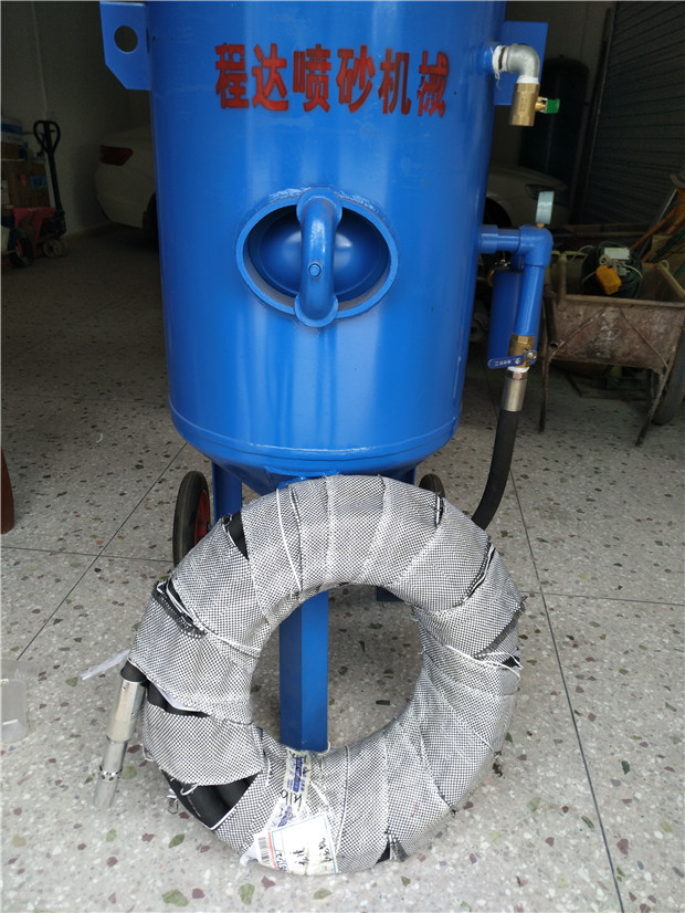 工字鋼除銹機(jī)械設(shè)備用哪種好