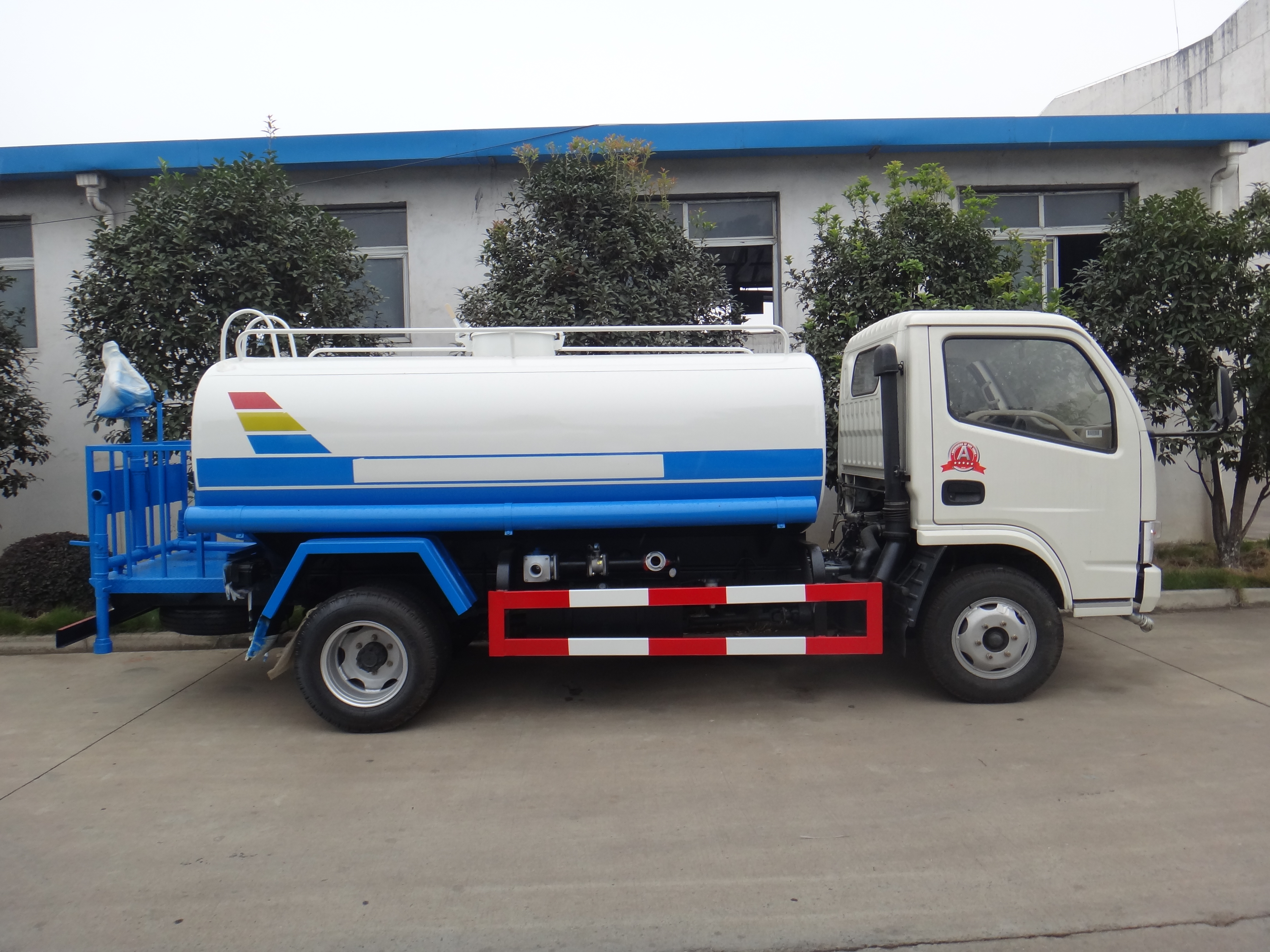 運(yùn)城10噸灑水車(chē)廠家