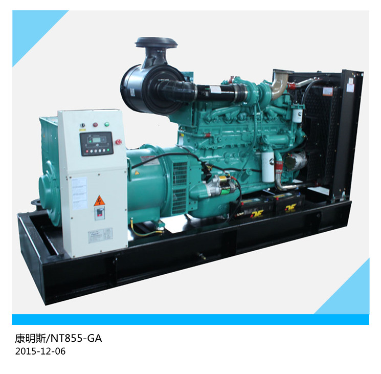 河源200KW 康明斯柴油發(fā)電機(jī)出租