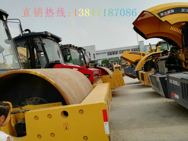 太倉二手壓路機(jī)出售、出售徐工20噸振動(dòng)二手壓路機(jī)