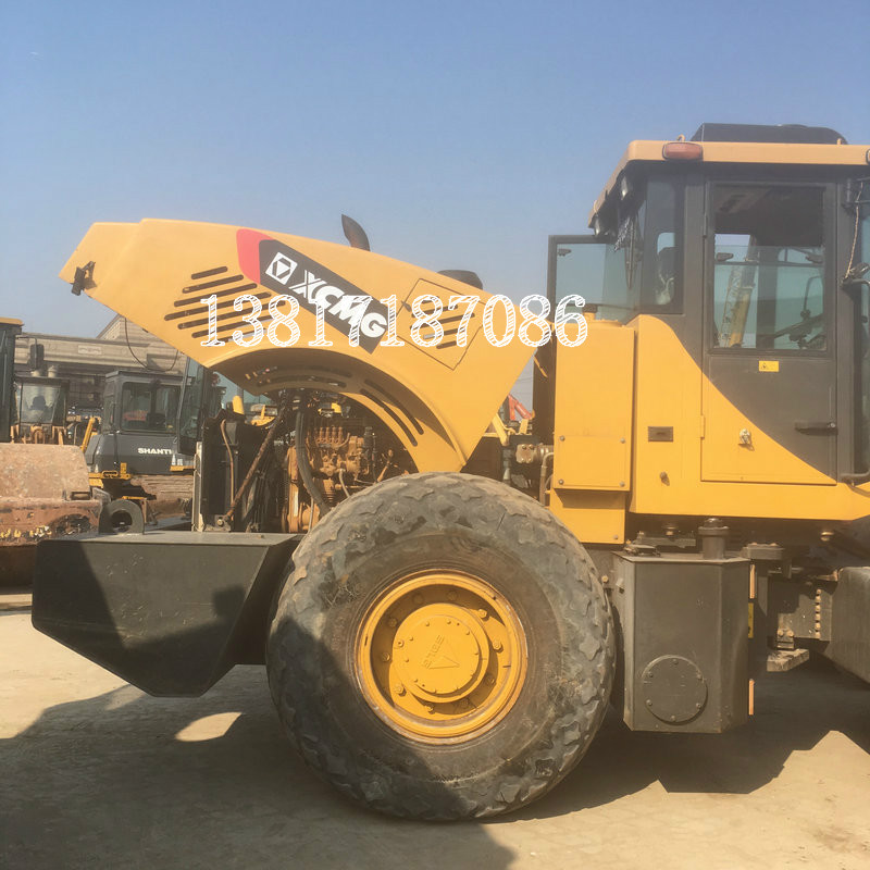 浙江二手壓路機(jī)出售、出售徐工20噸振動二手壓路機(jī)