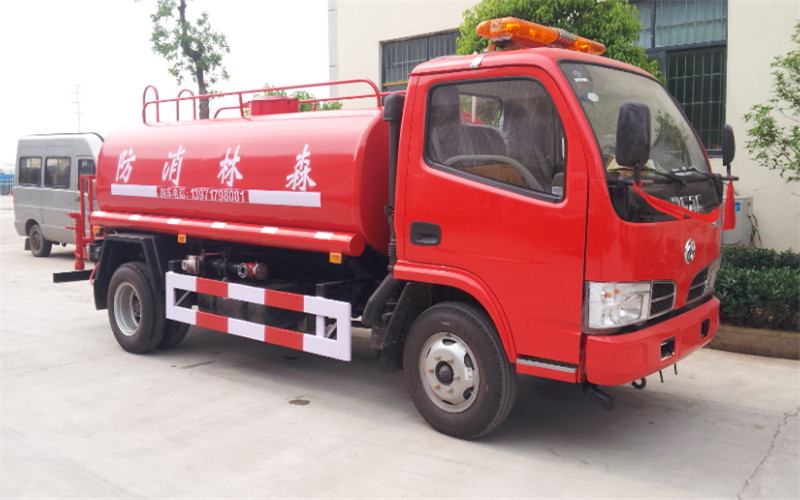 巴中東風(fēng)國五灑水車