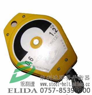 供應(yīng)珠海草繩自動(dòng)捆扎機(jī)/江門(mén)尼龍繩捆綁機(jī)?