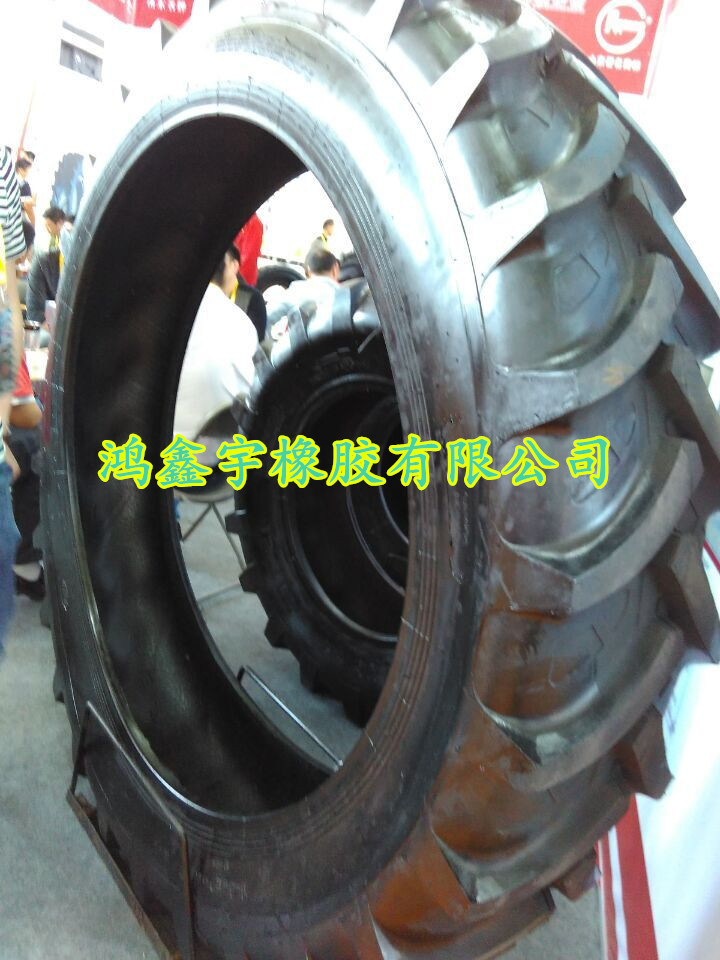隴南玉米收割機(jī)輪胎銷售11.2-20優(yōu)質(zhì)農(nóng)業(yè)機(jī)械輪胎去哪里買配套鋼圈
